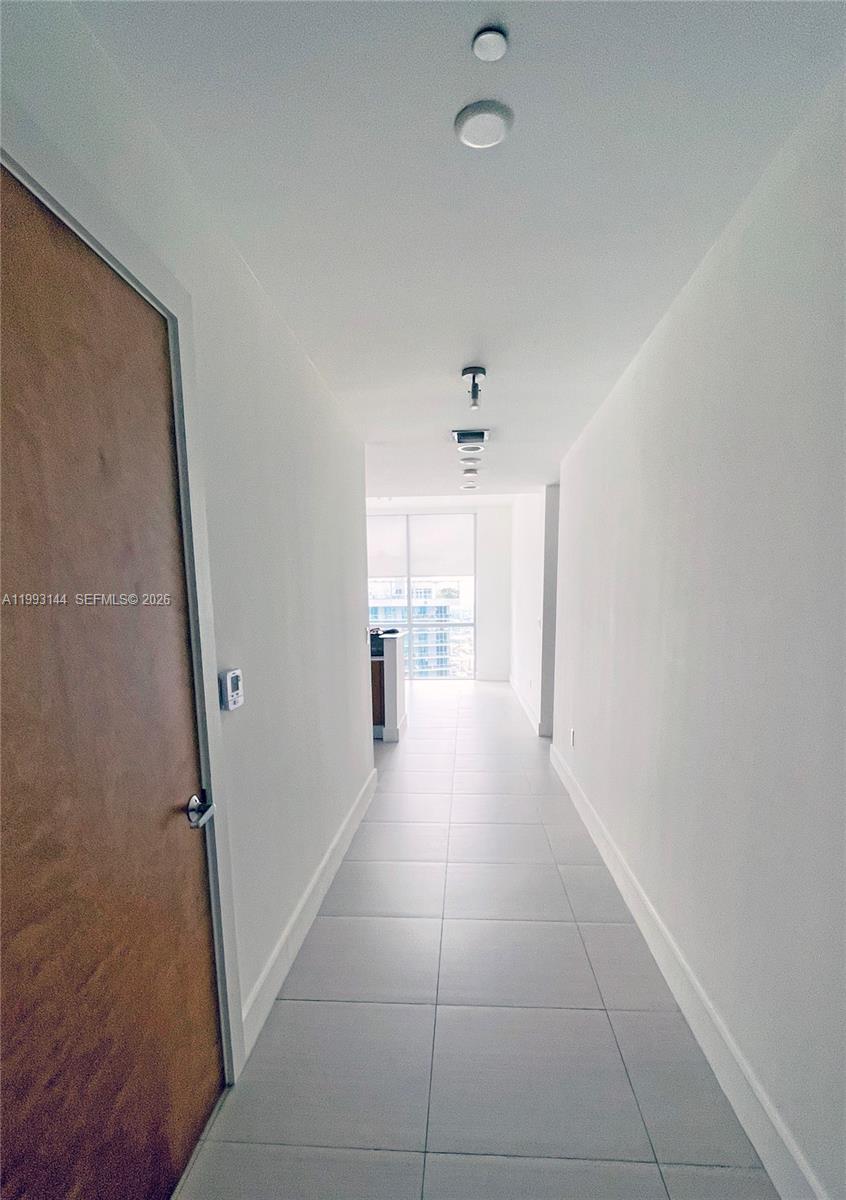 1060 Brickell Ave #4207, Miami FL 33131