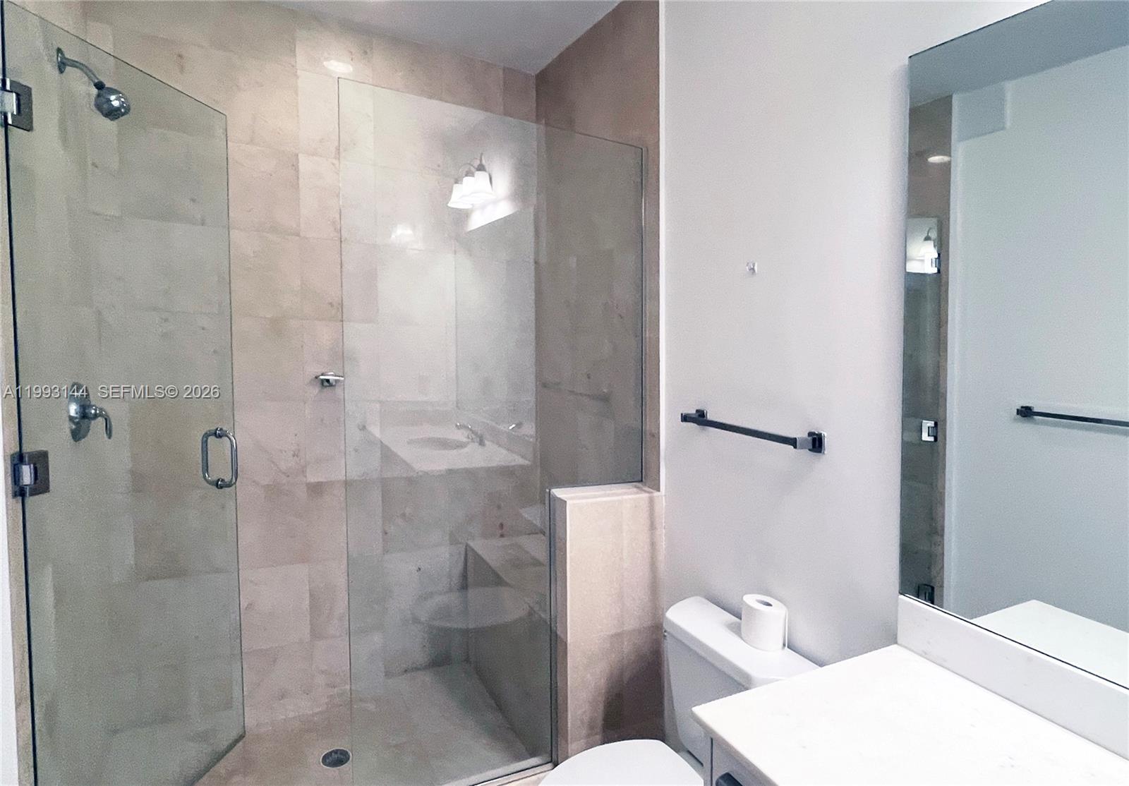 1060 Brickell Ave #4207, Miami FL 33131