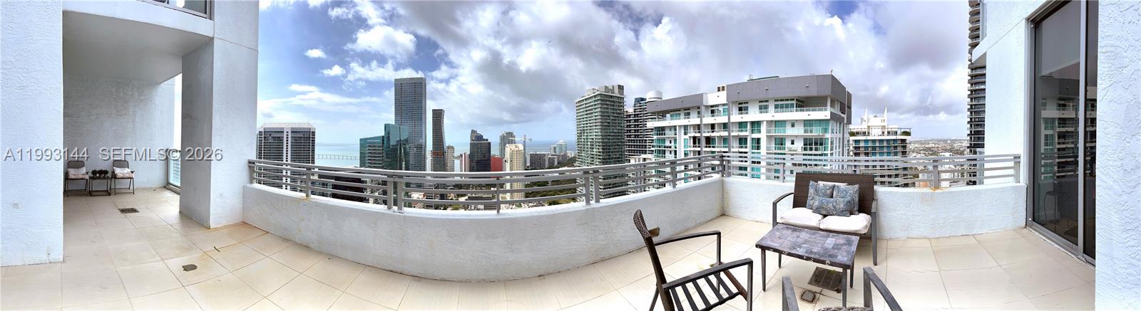 1060 Brickell Ave #4207, Miami FL 33131