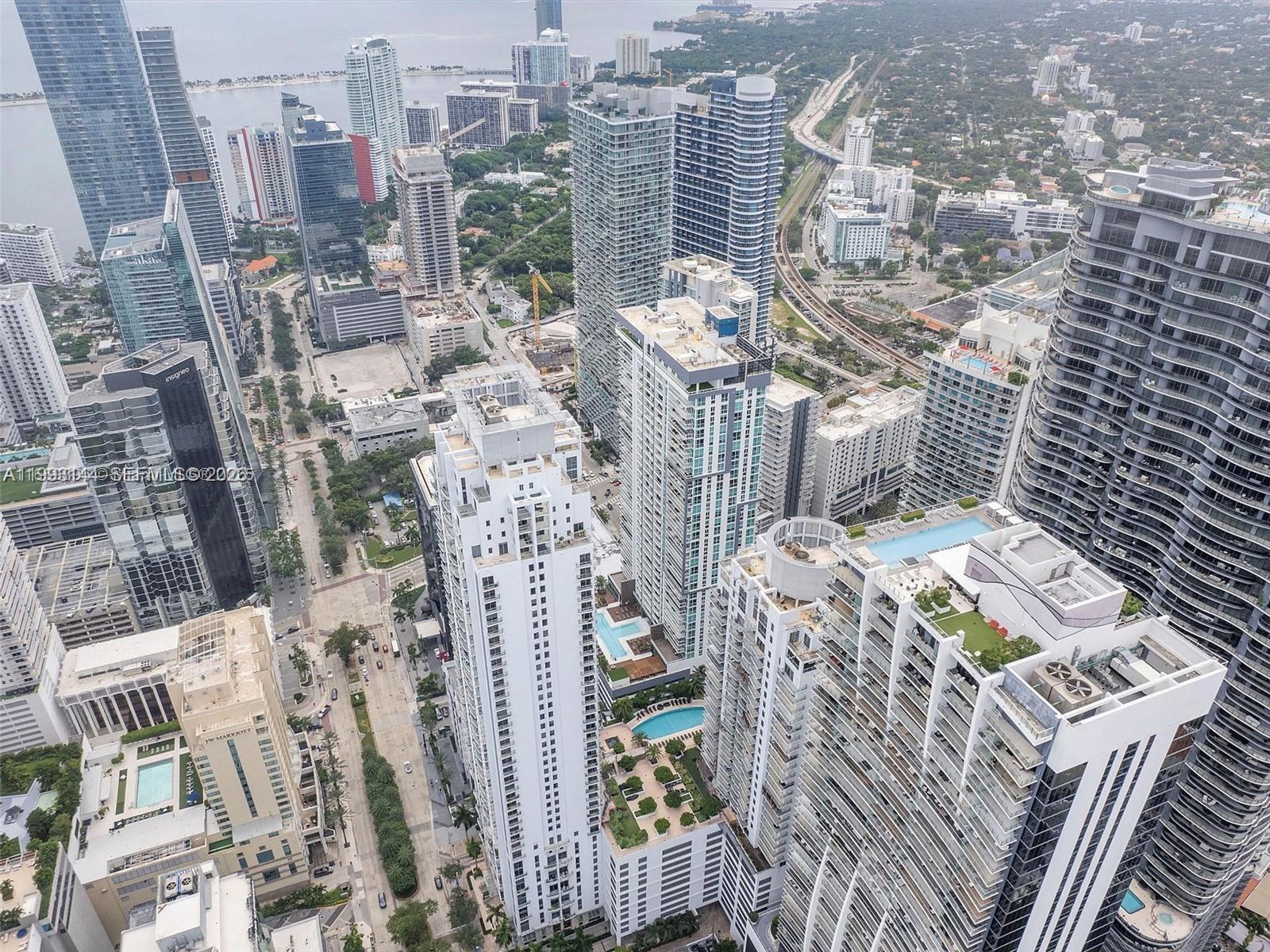 1060 Brickell Ave #4207, Miami FL 33131