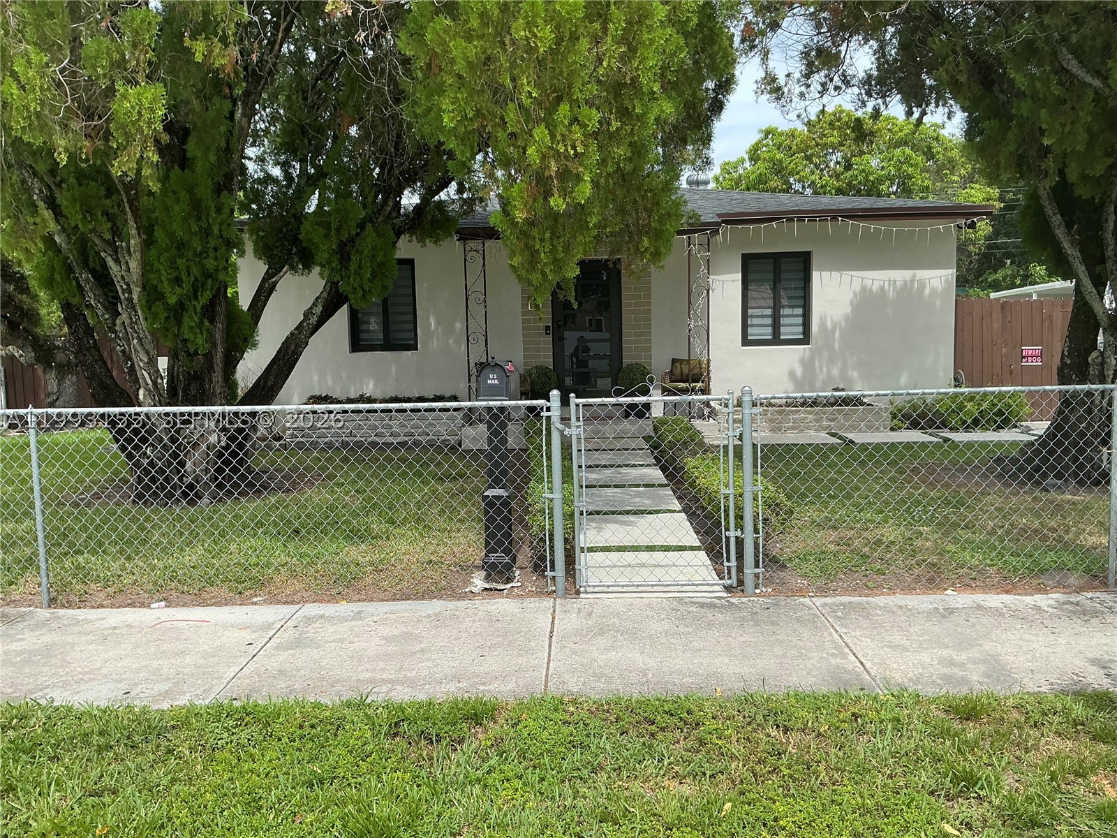 201 SW 62nd Ave, Miami FL 33144