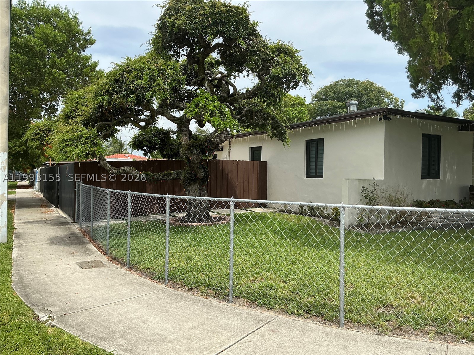 201 SW 62nd Ave, Miami FL 33144