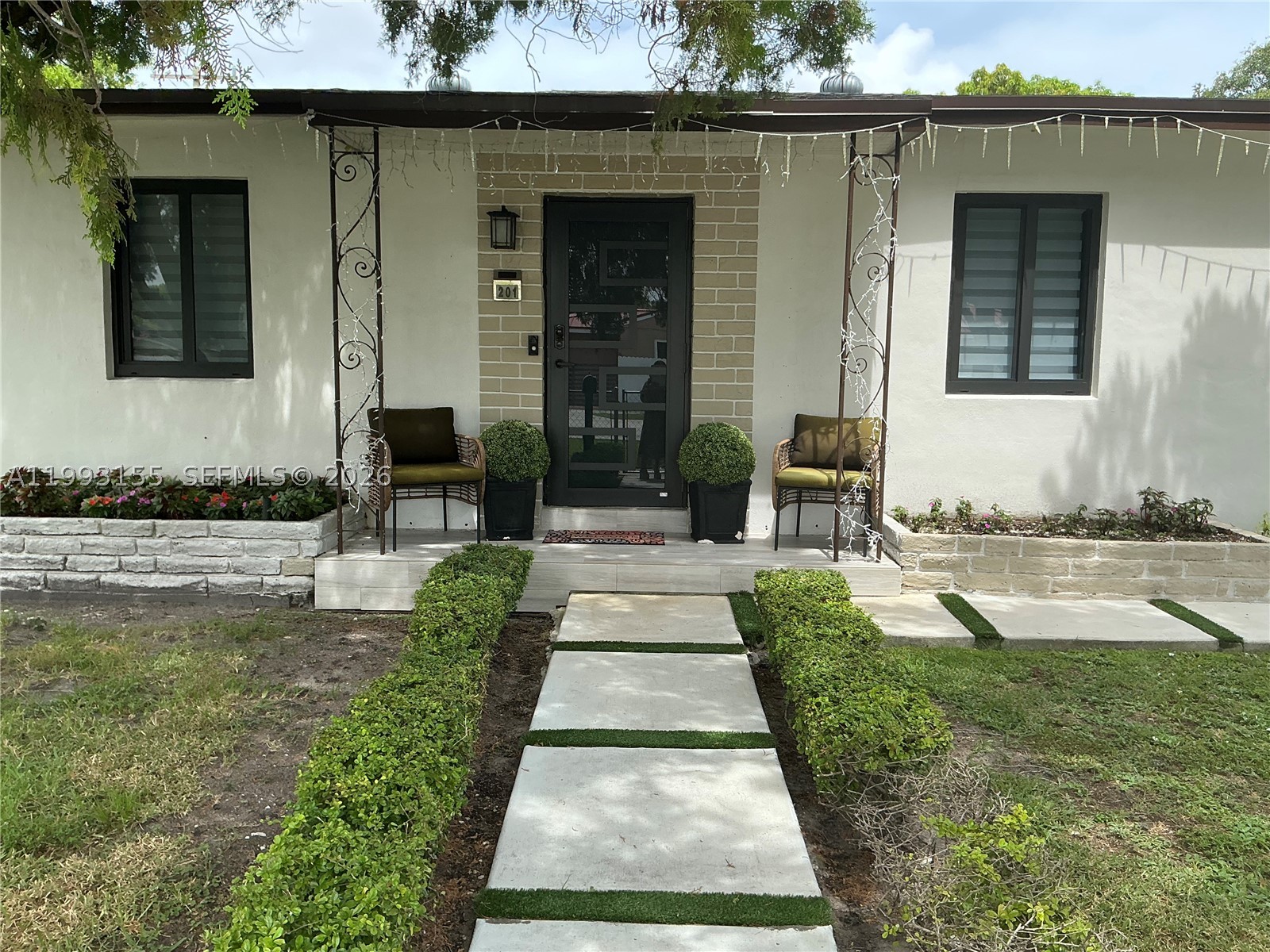 201 SW 62nd Ave, Miami FL 33144