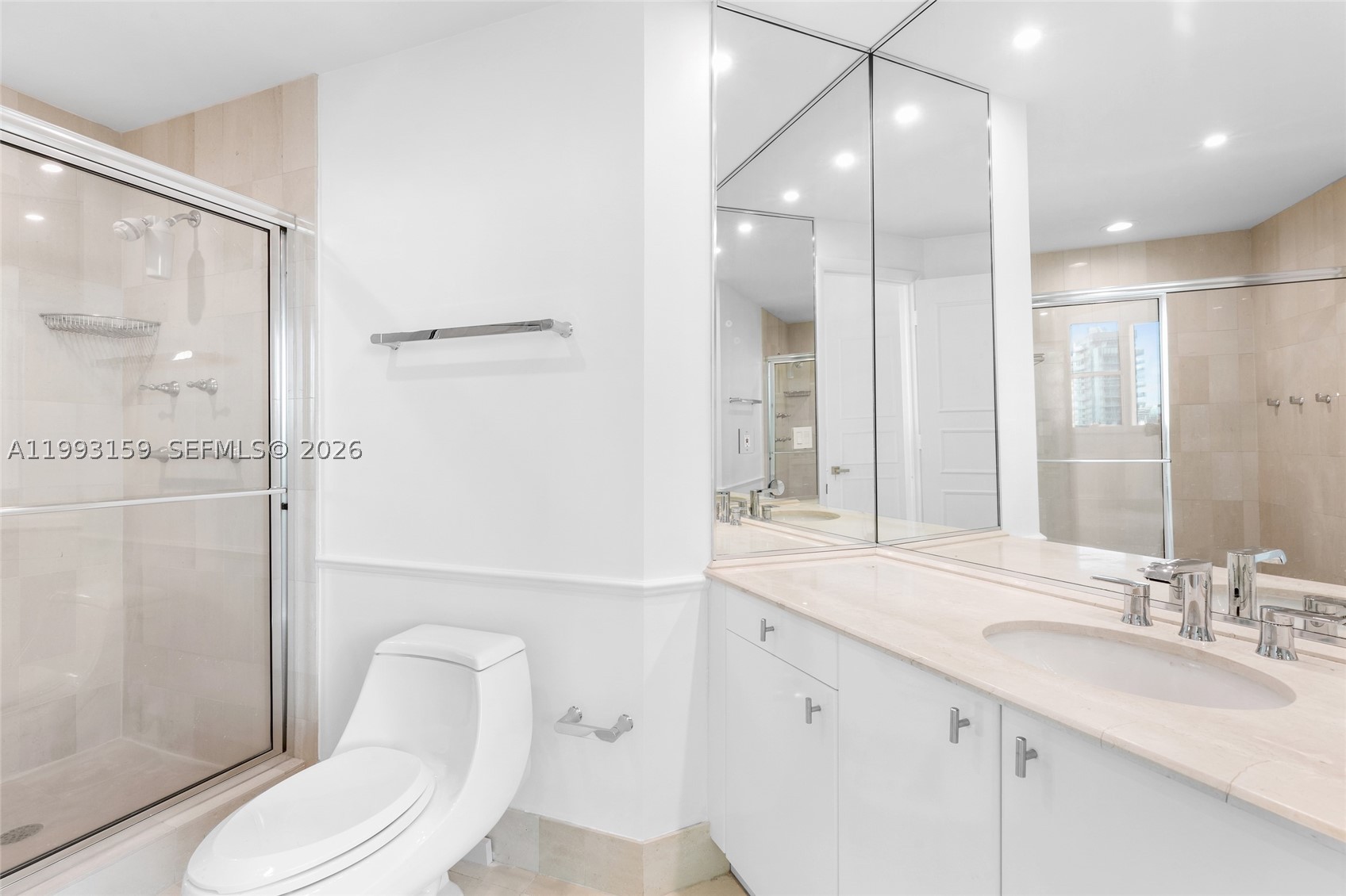 300 S Pointe Drive #801, Miami Beach FL 33139