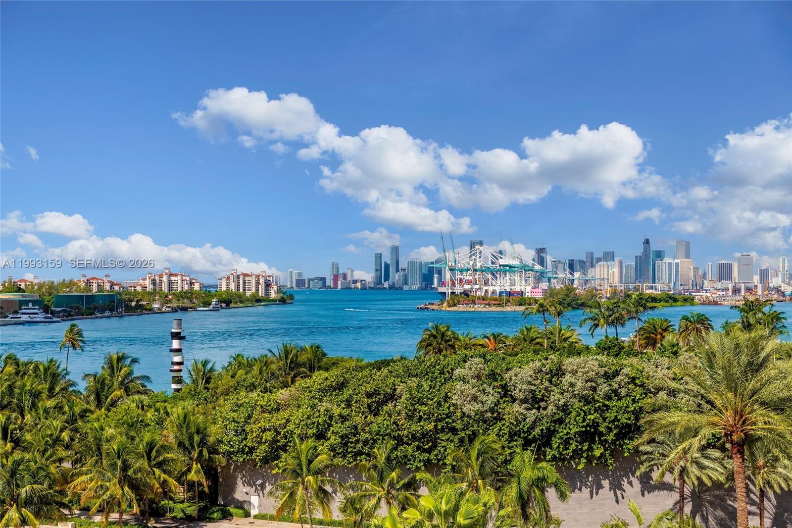 300 S Pointe Drive #801, Miami Beach FL 33139