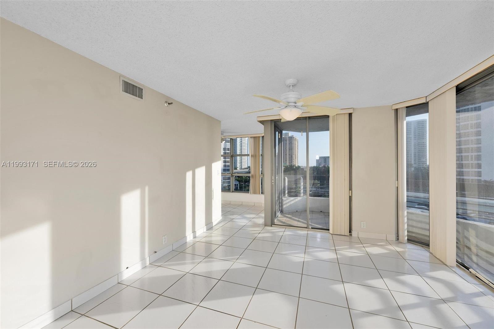 3530 Mystic Pointe Dr #710, Aventura FL 33180