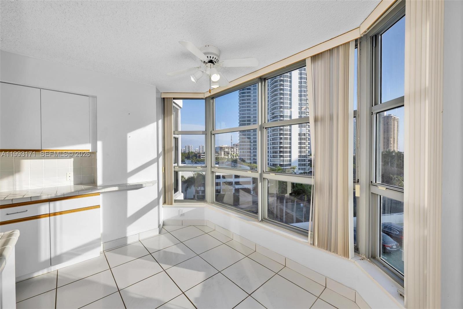3530 Mystic Pointe Dr #710, Aventura FL 33180