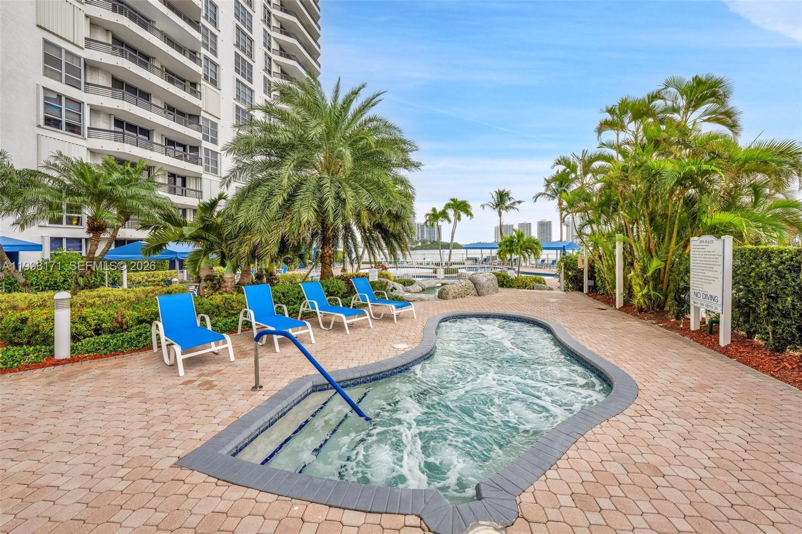3530 Mystic Pointe Dr #710, Aventura FL 33180