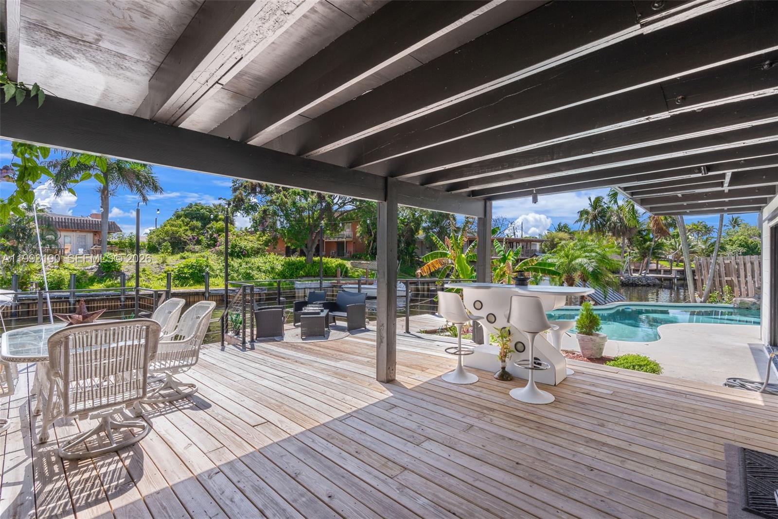 516 NE 6th Ave, Deerfield Beach FL 33441