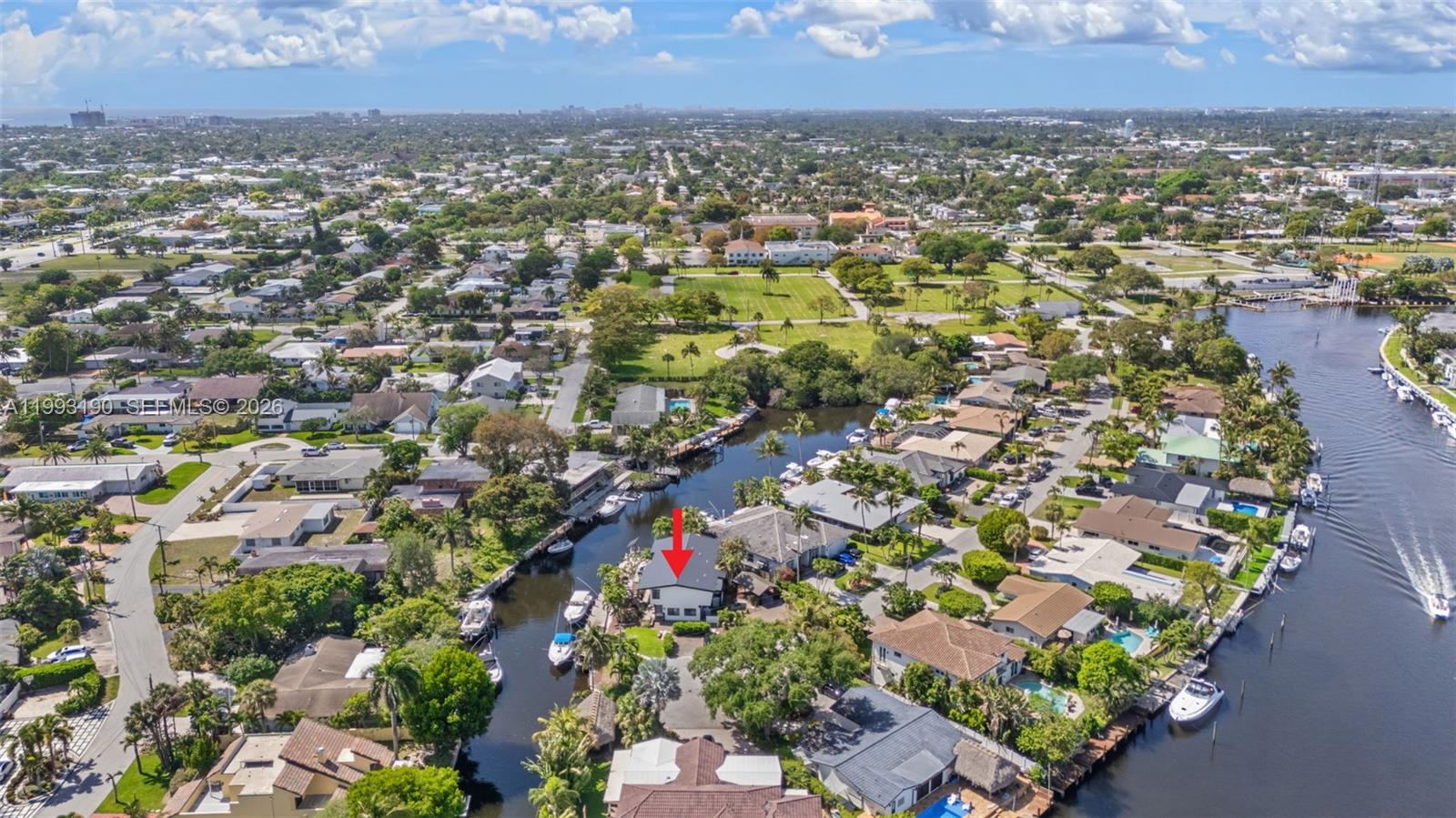 516 NE 6th Ave, Deerfield Beach FL 33441