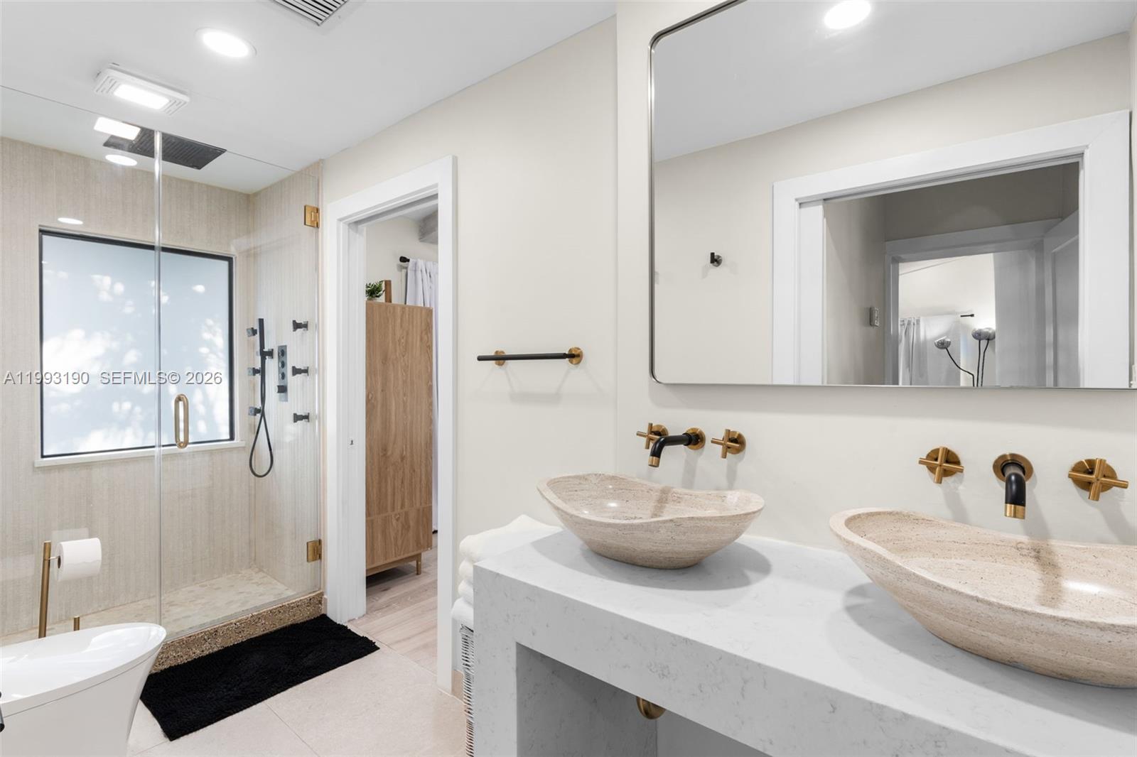 516 NE 6th Ave, Deerfield Beach FL 33441