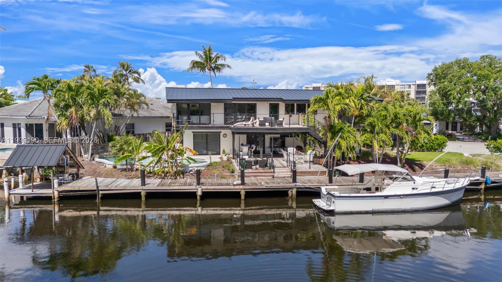 516 NE 6th Ave, Deerfield Beach FL 33441