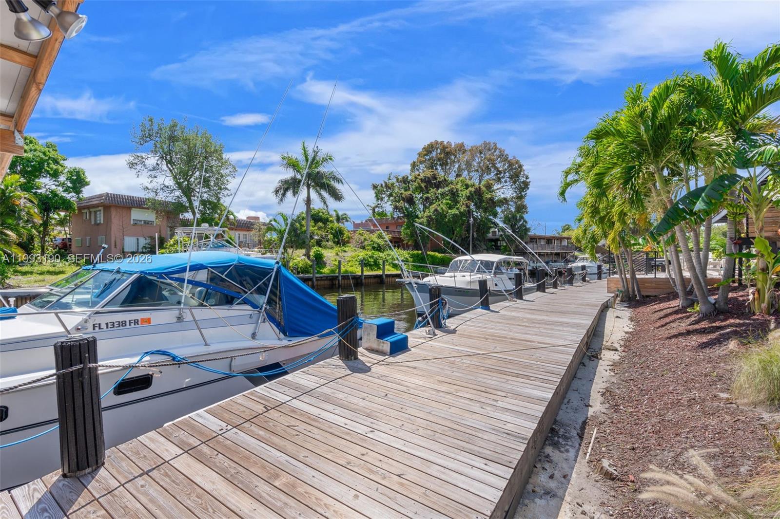 516 NE 6th Ave, Deerfield Beach FL 33441