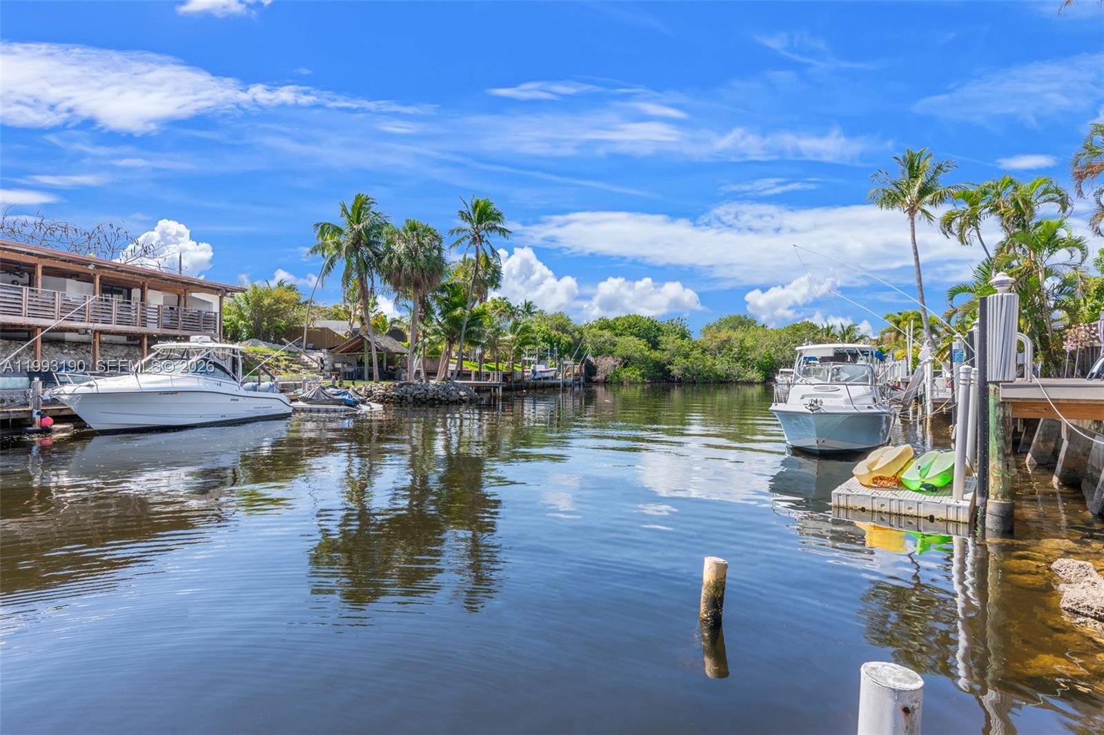 516 NE 6th Ave, Deerfield Beach FL 33441
