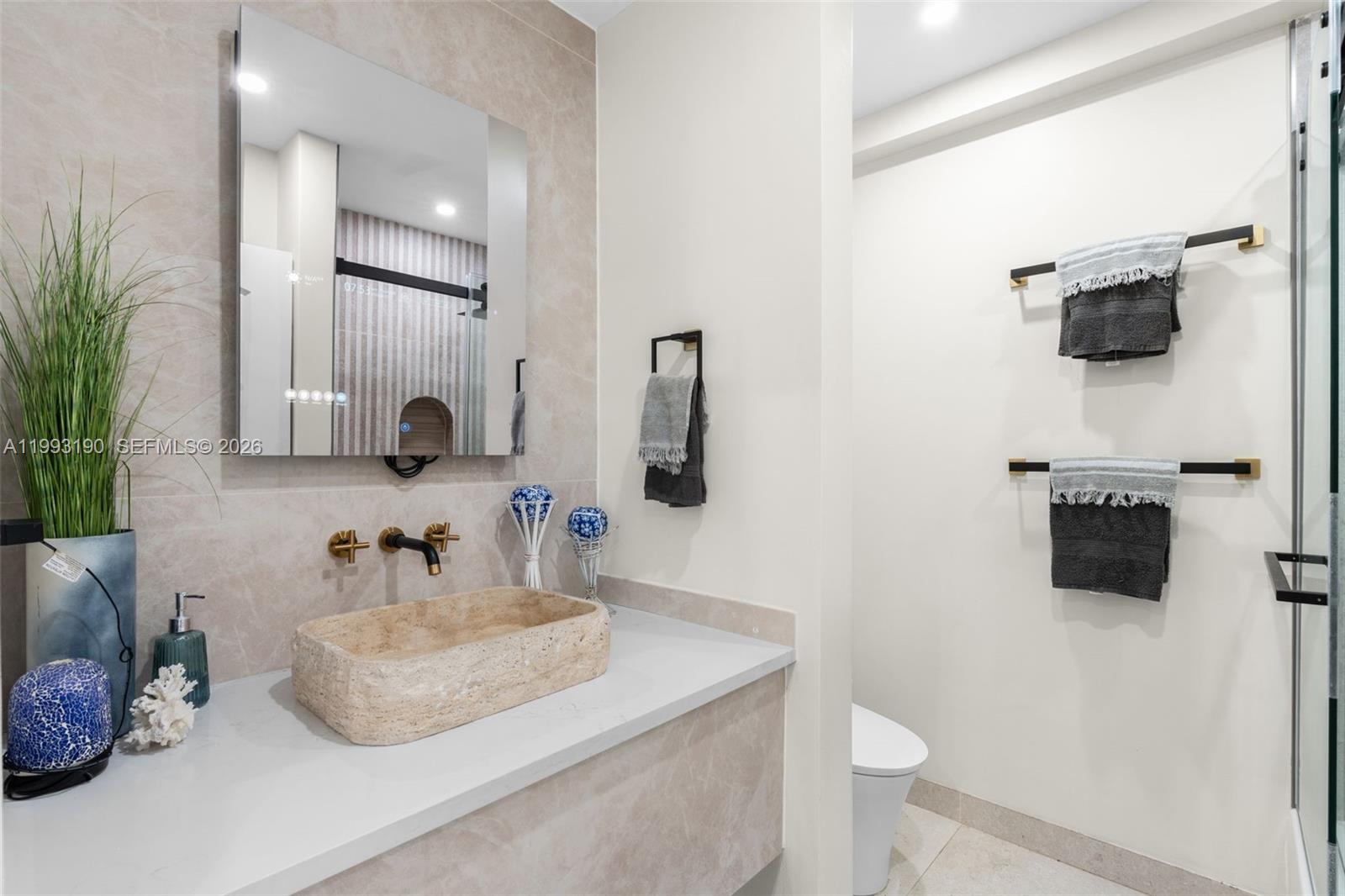 516 NE 6th Ave, Deerfield Beach FL 33441