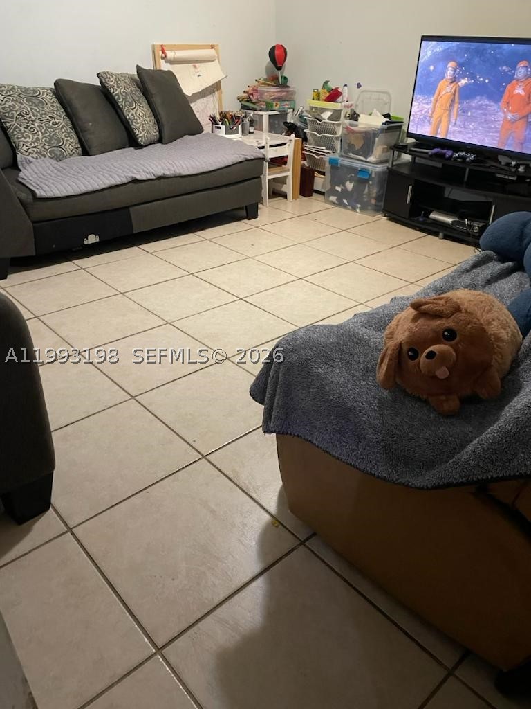 2353 SW 2nd St, Miami FL 33135