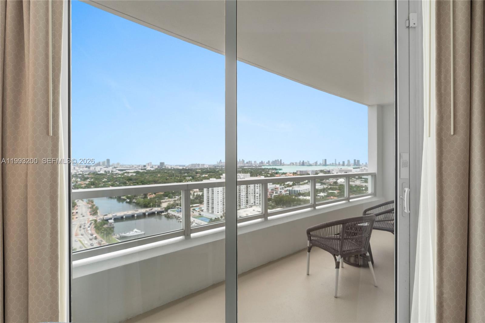 4401 Collins Ave #2612, Miami Beach FL 33140