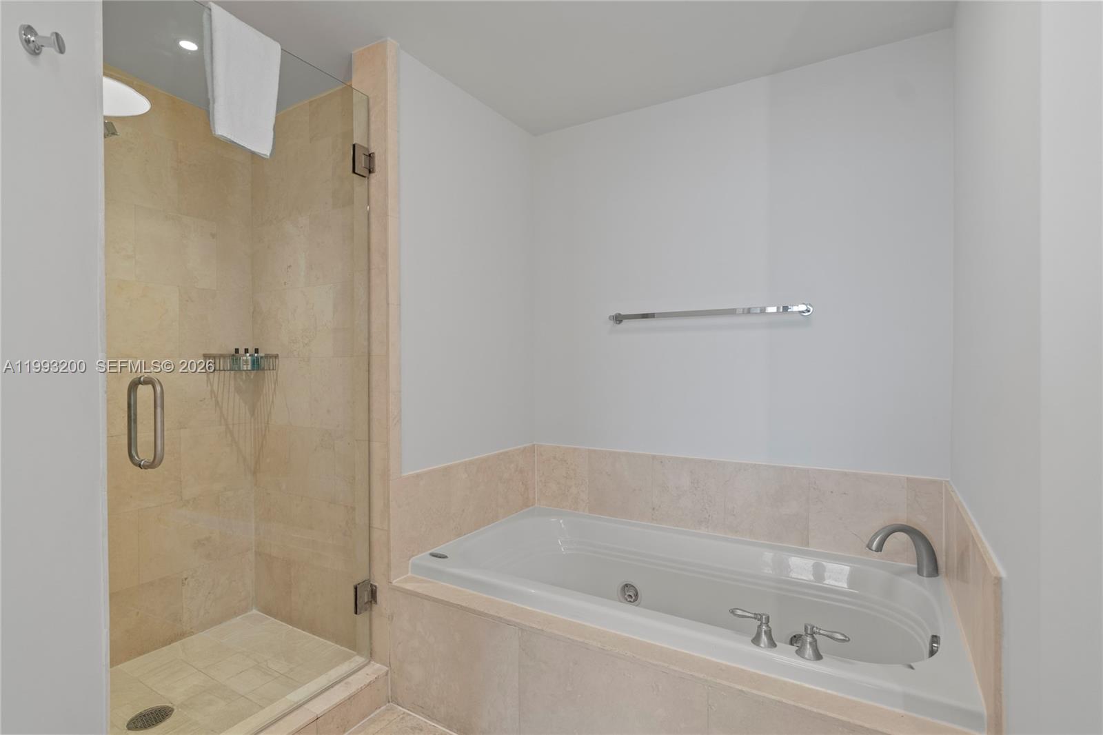4401 Collins Ave #2612, Miami Beach FL 33140
