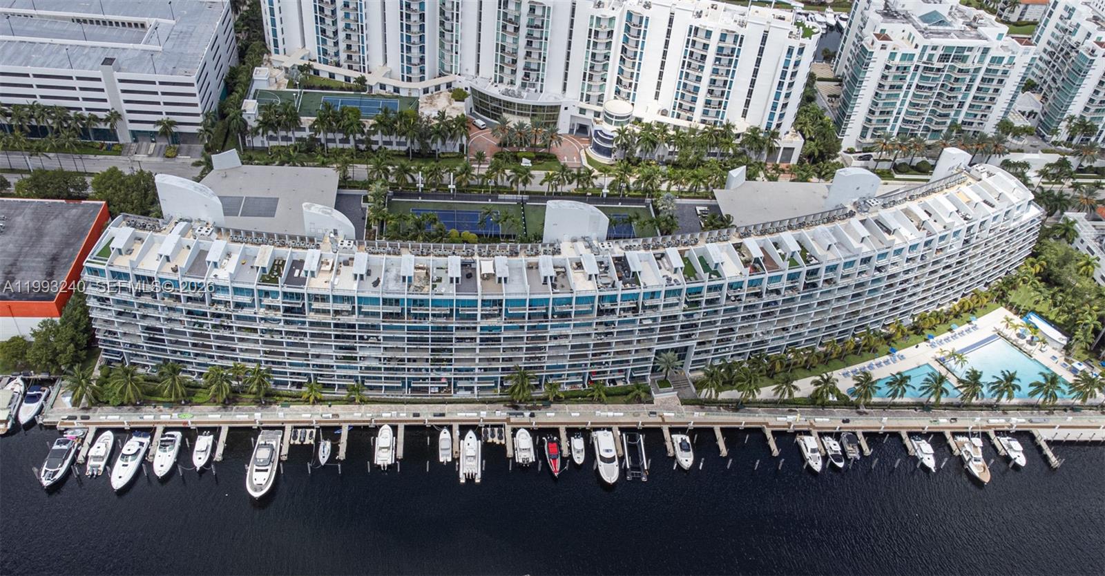 2950 NE 188th St #139, Aventura FL 33180