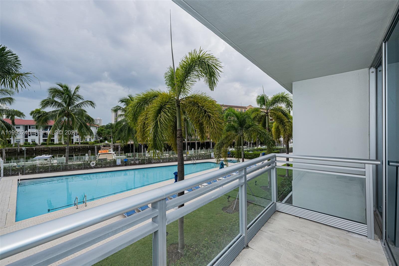 2950 NE 188th St #139, Aventura FL 33180