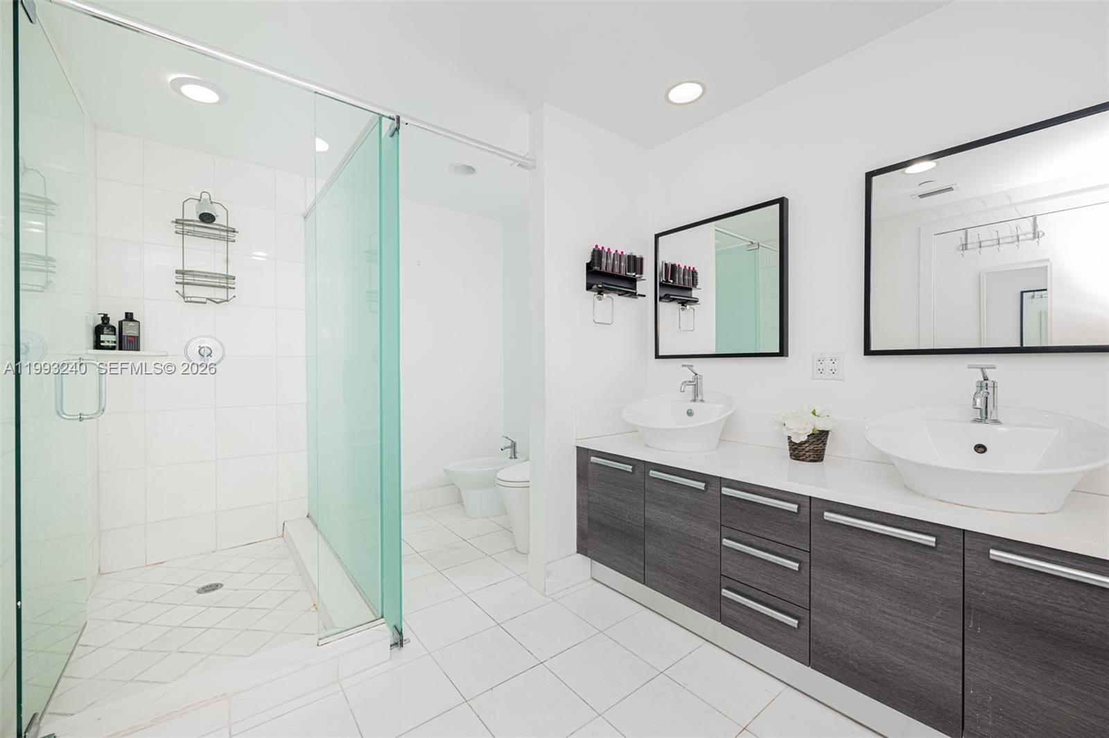 2950 NE 188th St #139, Aventura FL 33180