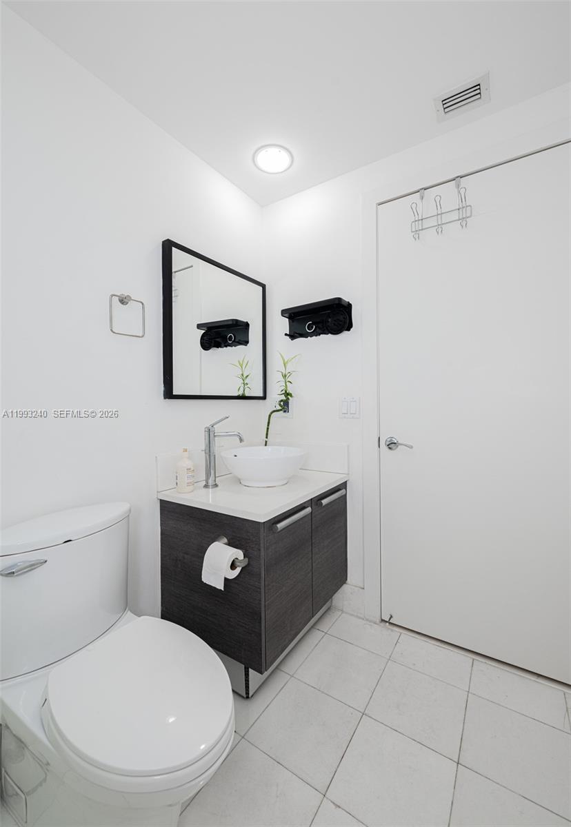 2950 NE 188th St #139, Aventura FL 33180