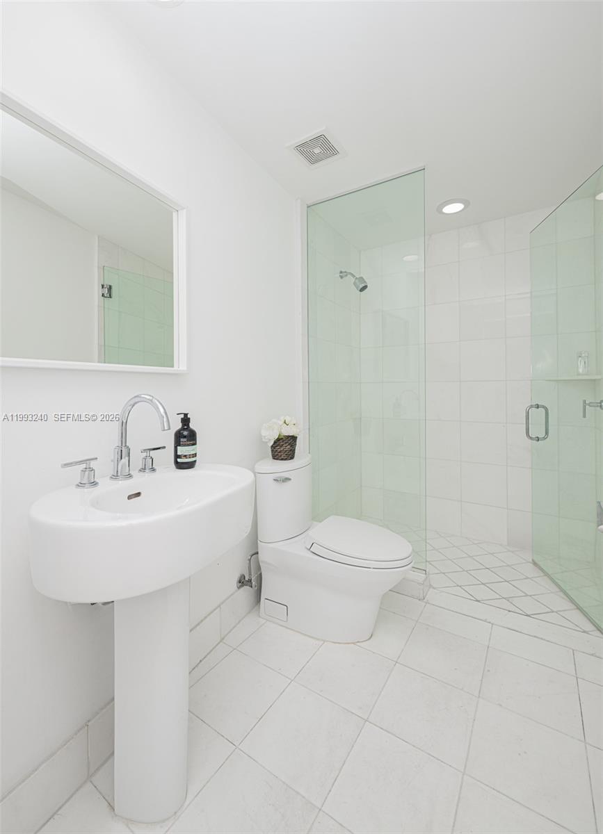 2950 NE 188th St #139, Aventura FL 33180