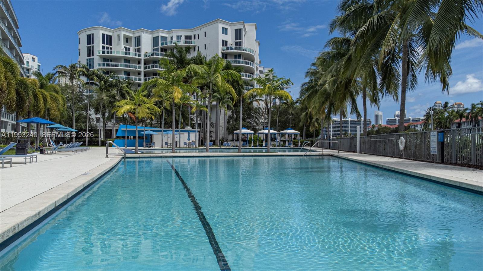 2950 NE 188th St #139, Aventura FL 33180