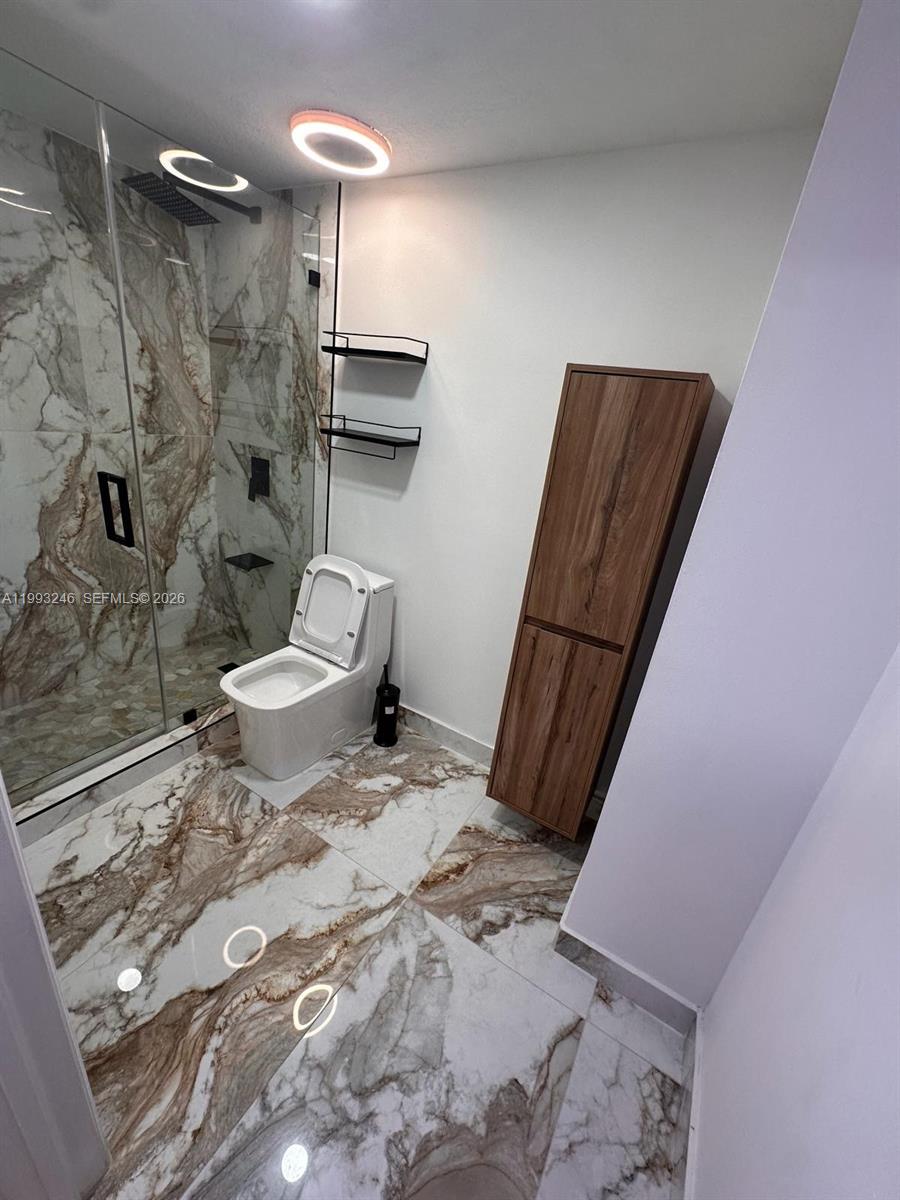 4242 NW 2nd St #1116, Miami FL 33126