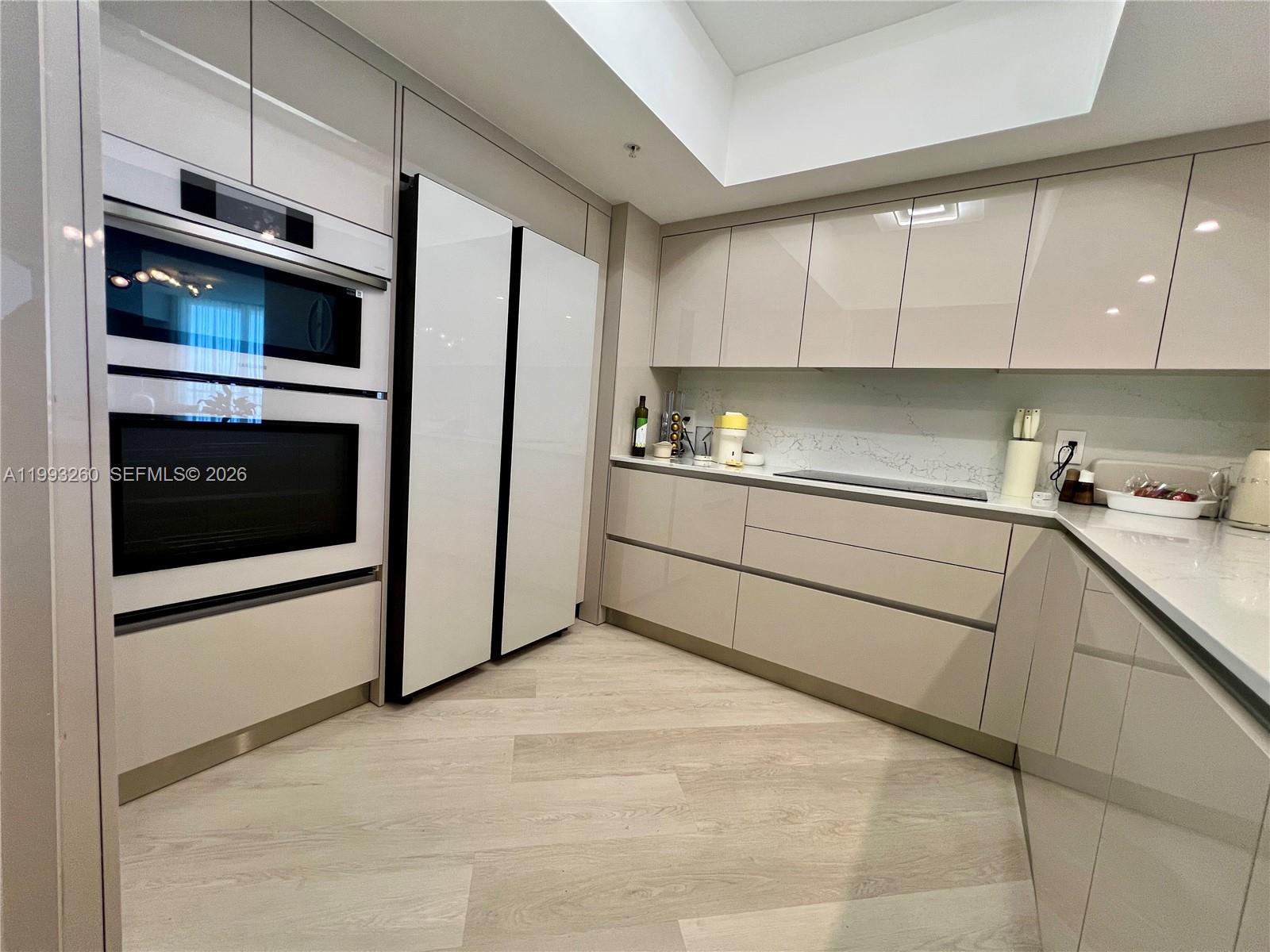 16699 Collins Ave #2010, Sunny Isles Beach FL 33160