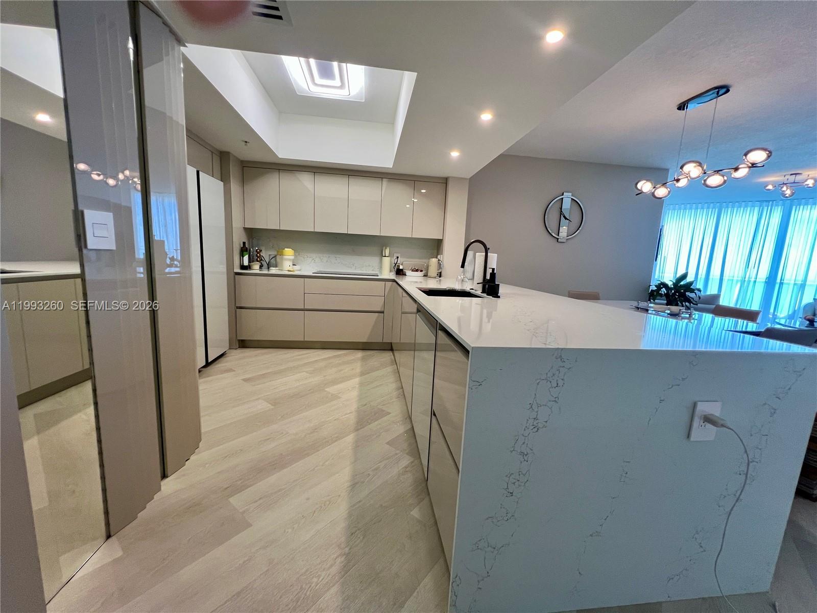 16699 Collins Ave #2010, Sunny Isles Beach FL 33160