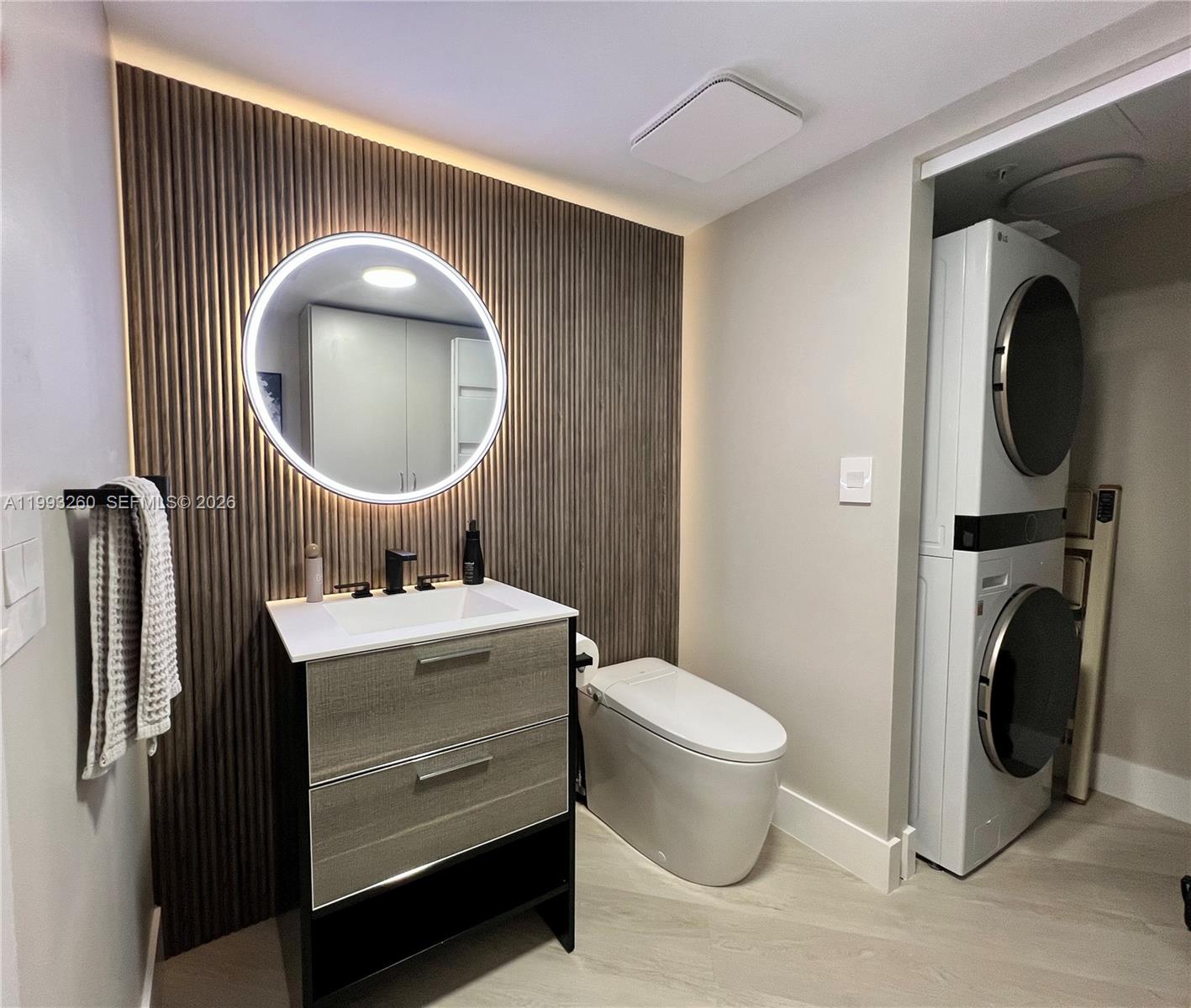 16699 Collins Ave #2010, Sunny Isles Beach FL 33160