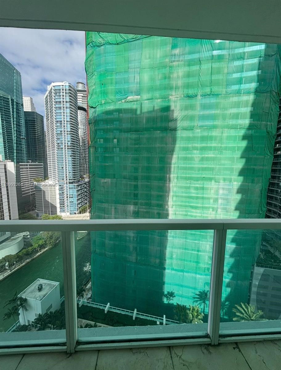 31 SE 5th St #2708, Miami FL 33131