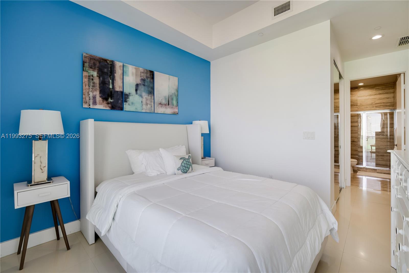 16001 Collins Ave #4102, Sunny Isles Beach FL 33160