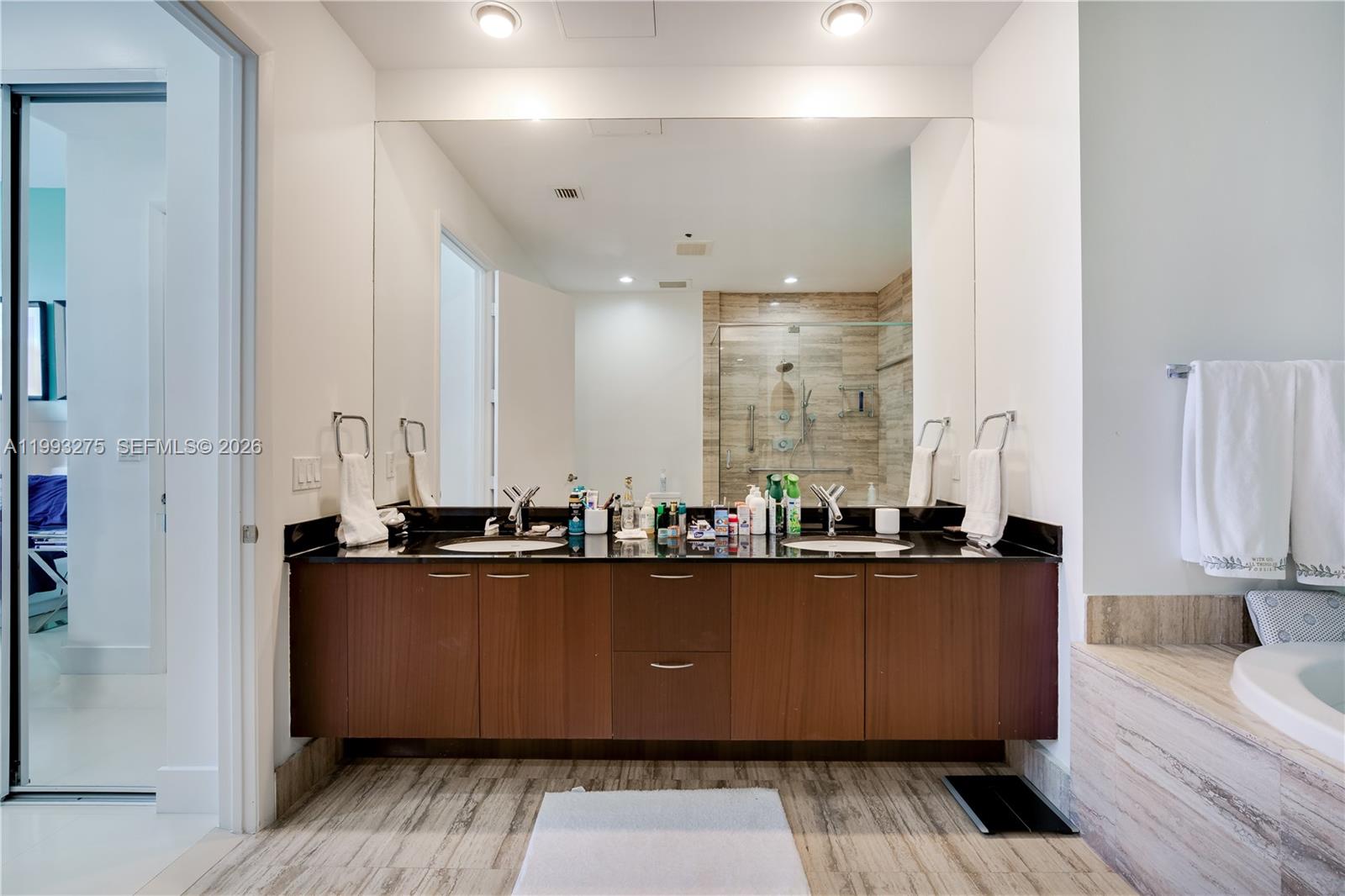 16001 Collins Ave #4102, Sunny Isles Beach FL 33160