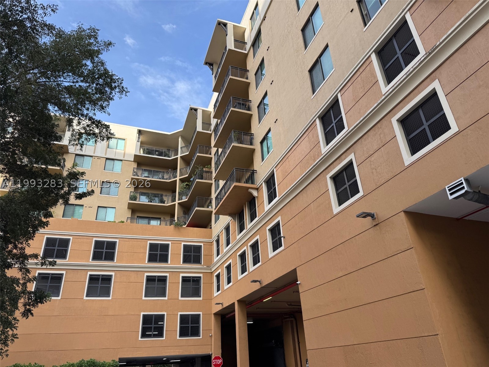 3530 SW 22nd St #706, Miami FL 33145