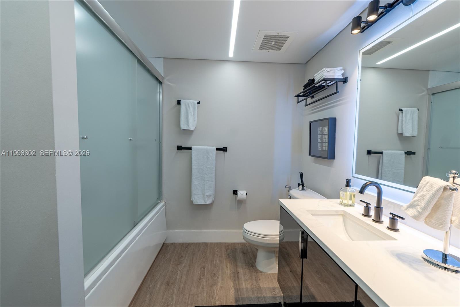 19501 W Country Club Dr #1011, Aventura FL 33180