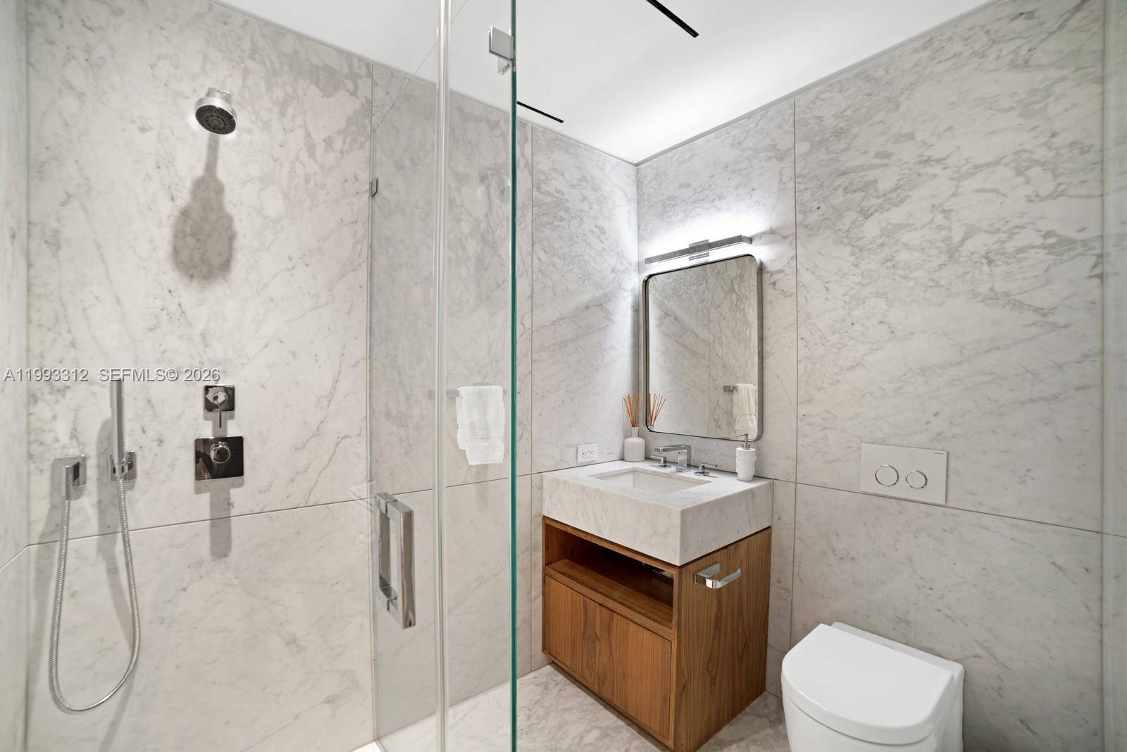 100 S Pointe Dr #1106/07, Miami Beach FL 33139