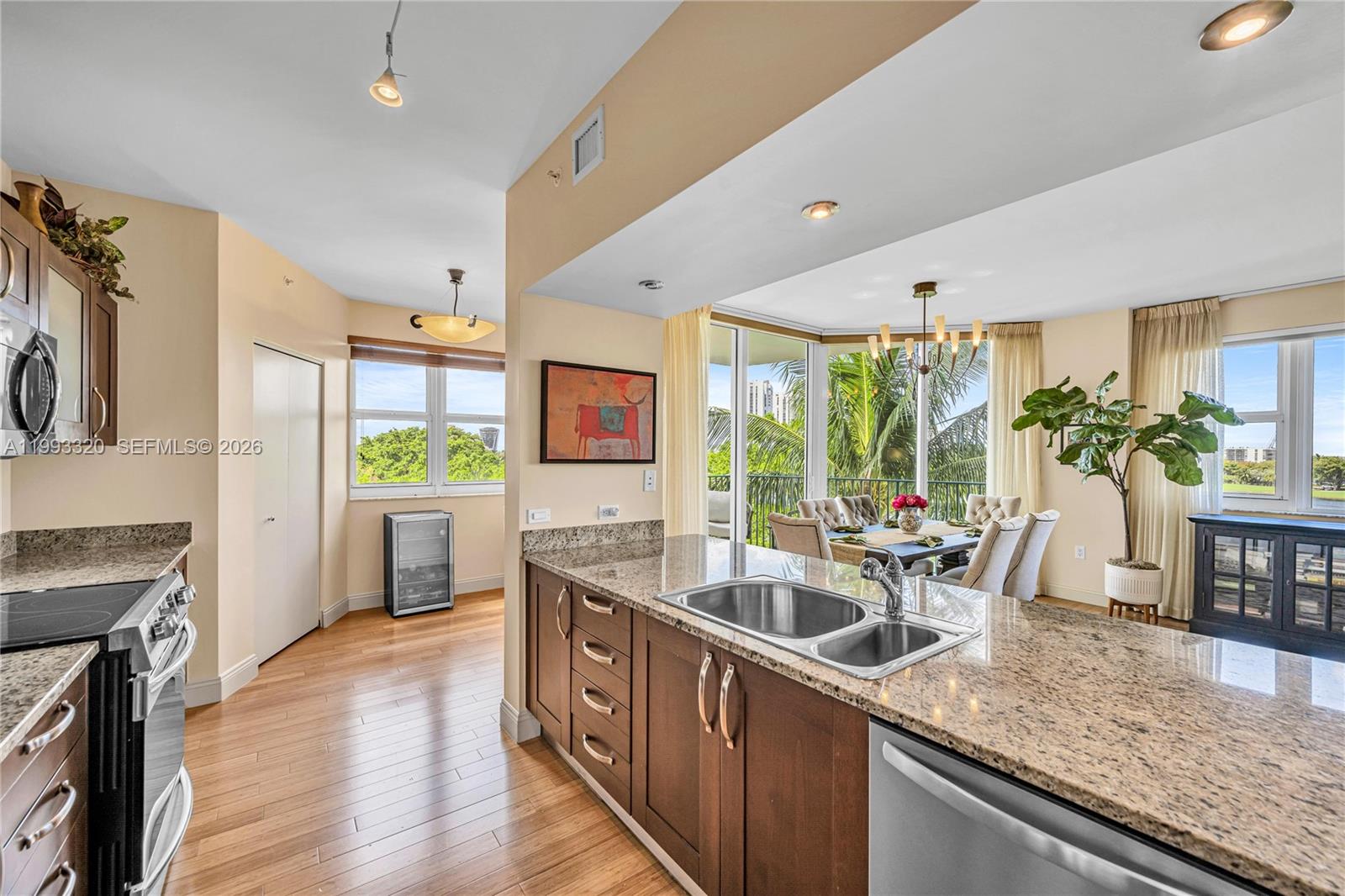 20000 E Country Club Dr #508, Aventura FL 33180