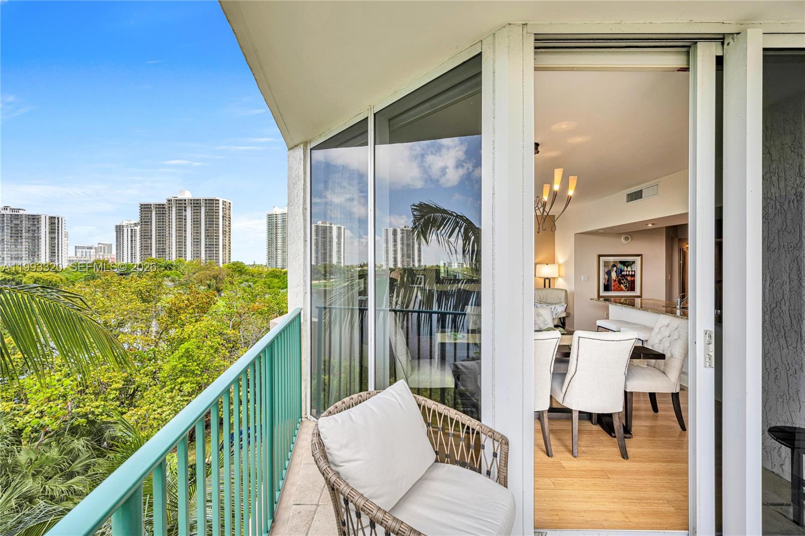 20000 E Country Club Dr #508, Aventura FL 33180
