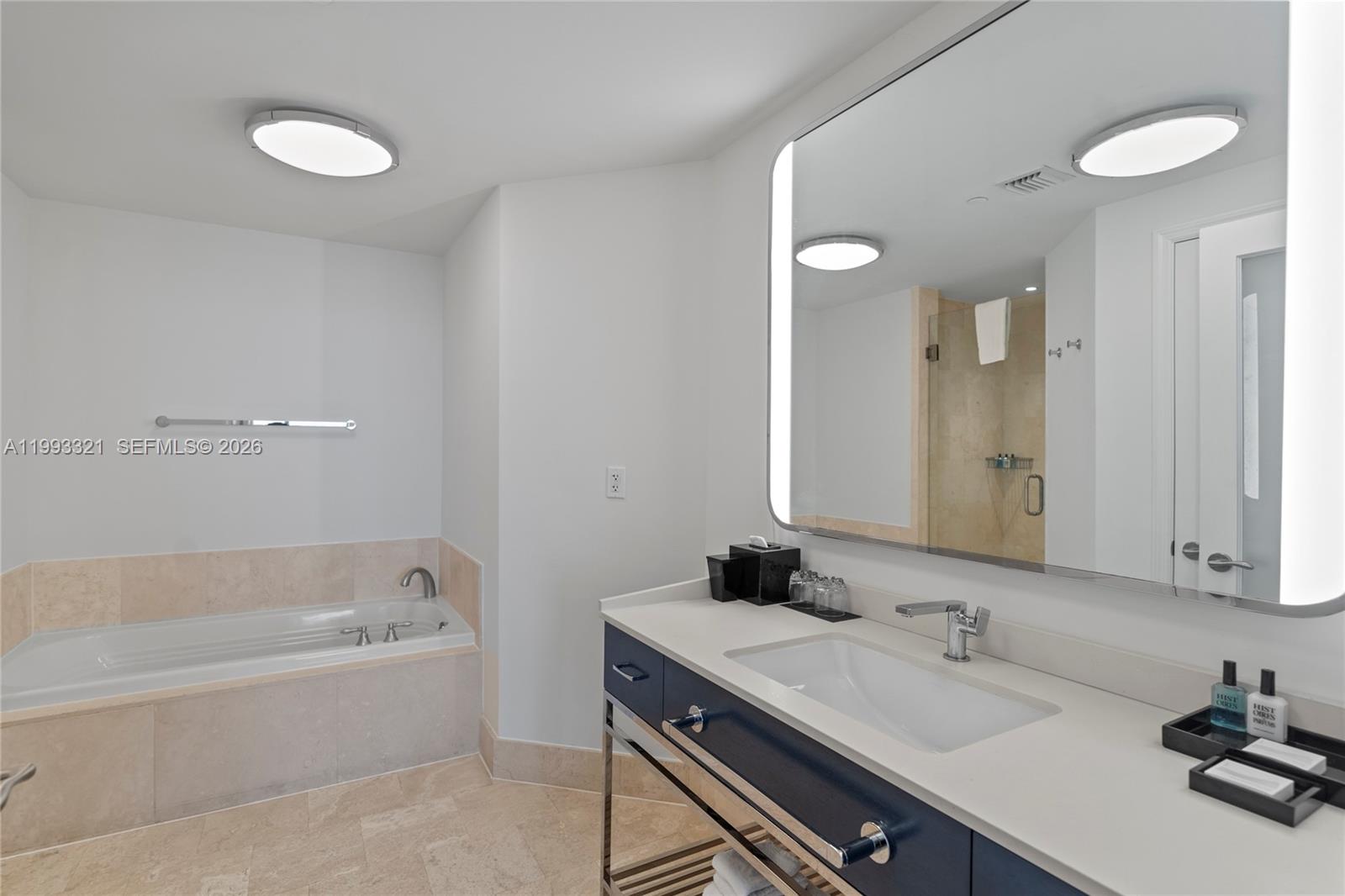 4401 Collins Ave #2610/2612, Miami Beach FL 33140
