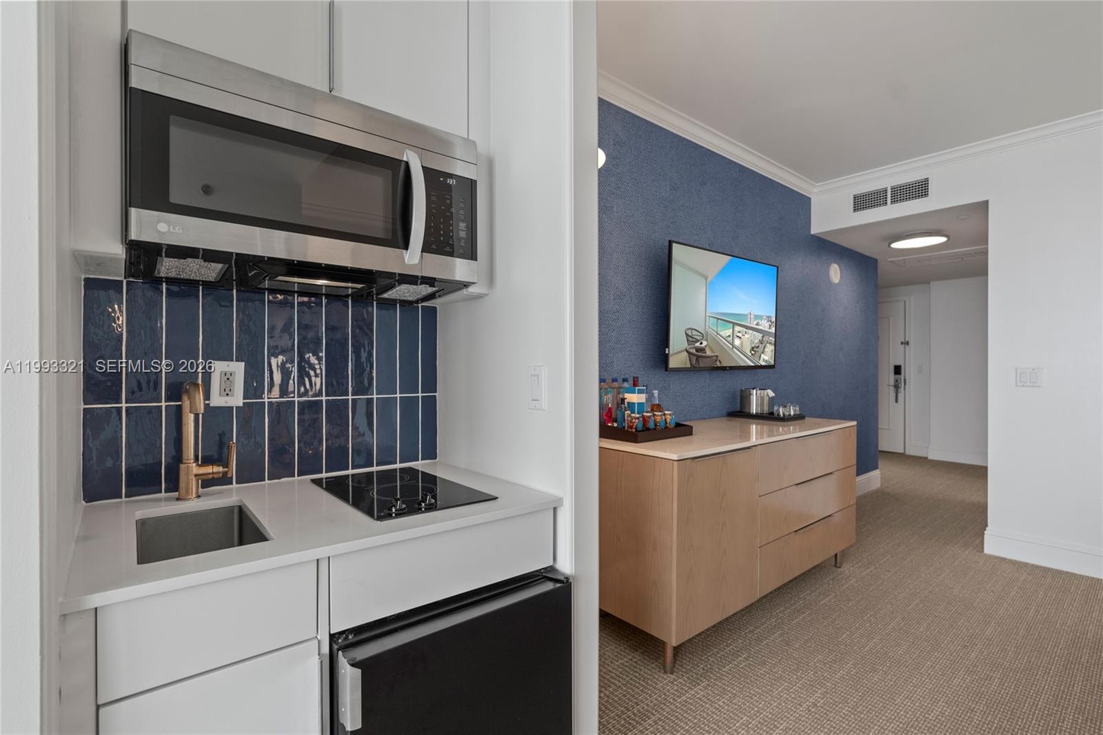 4401 Collins Ave #2610/2612, Miami Beach FL 33140