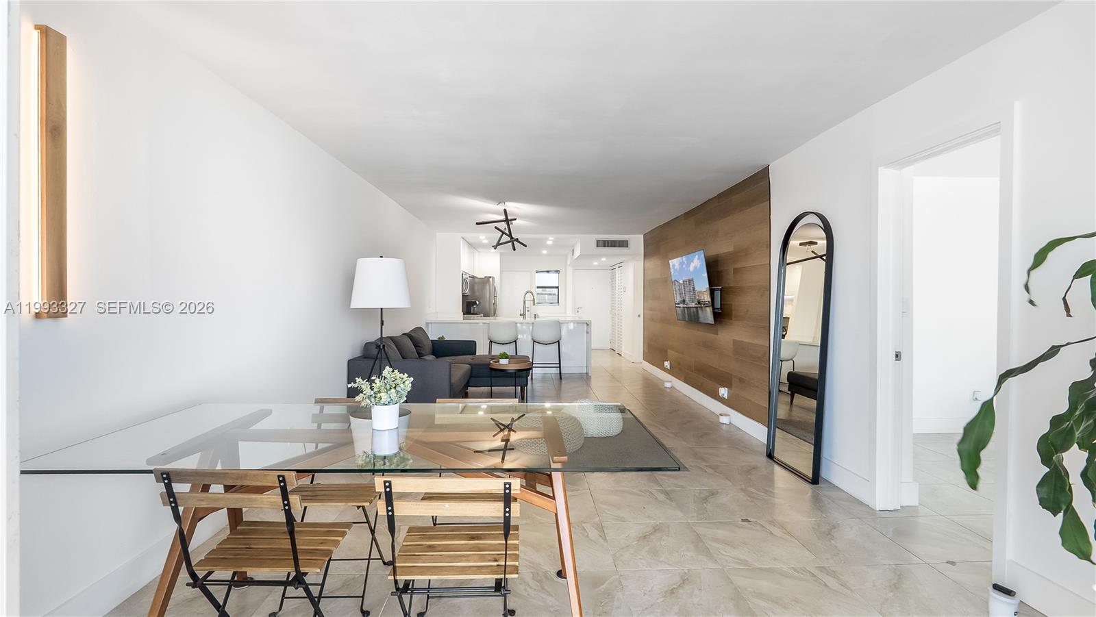 121 Golden Isles Dr #803, Hallandale Beach FL 33009