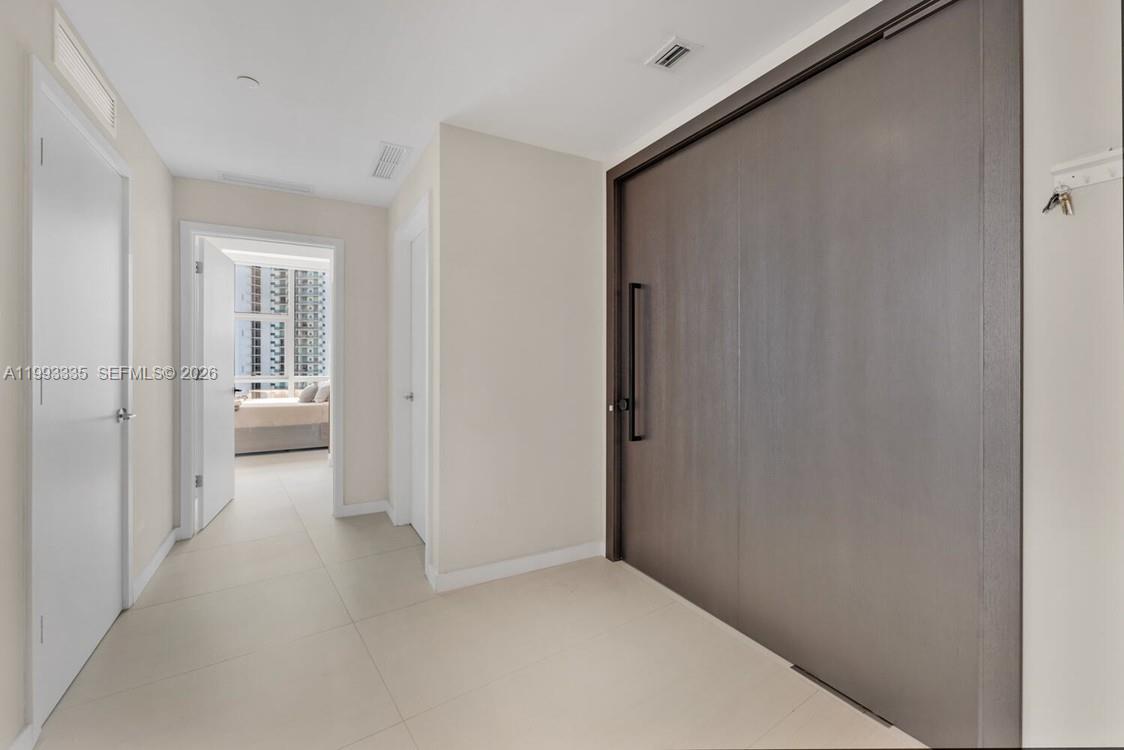 851 NE 1st Ave #3401, Miami FL 33132