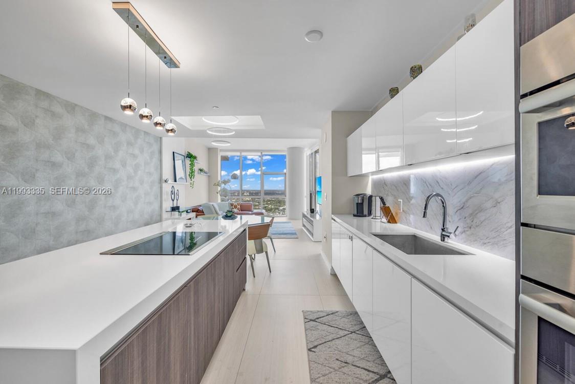 851 NE 1st Ave #3401, Miami FL 33132