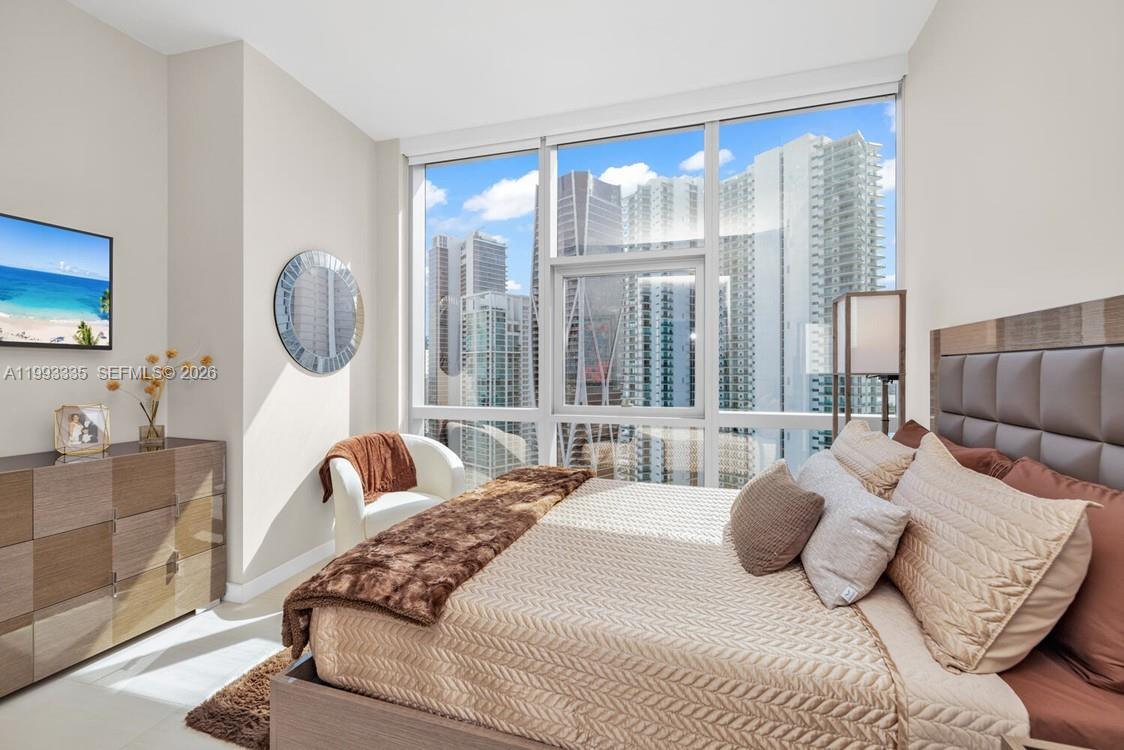 851 NE 1st Ave #3401, Miami FL 33132