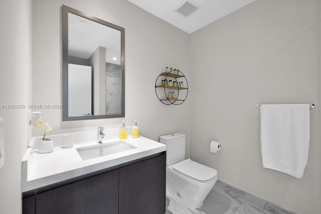 851 NE 1st Ave #3401, Miami FL 33132