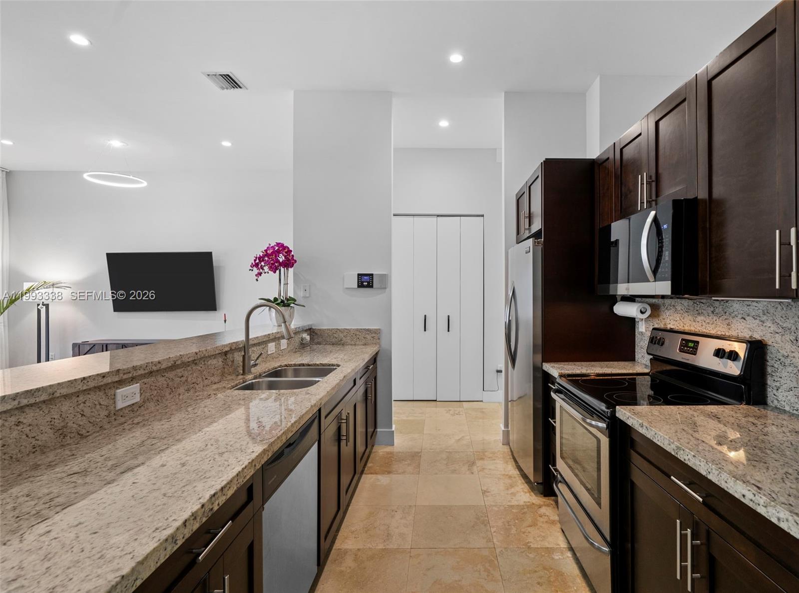 3506 NE 166th St #4, North Miami Beach FL 33160