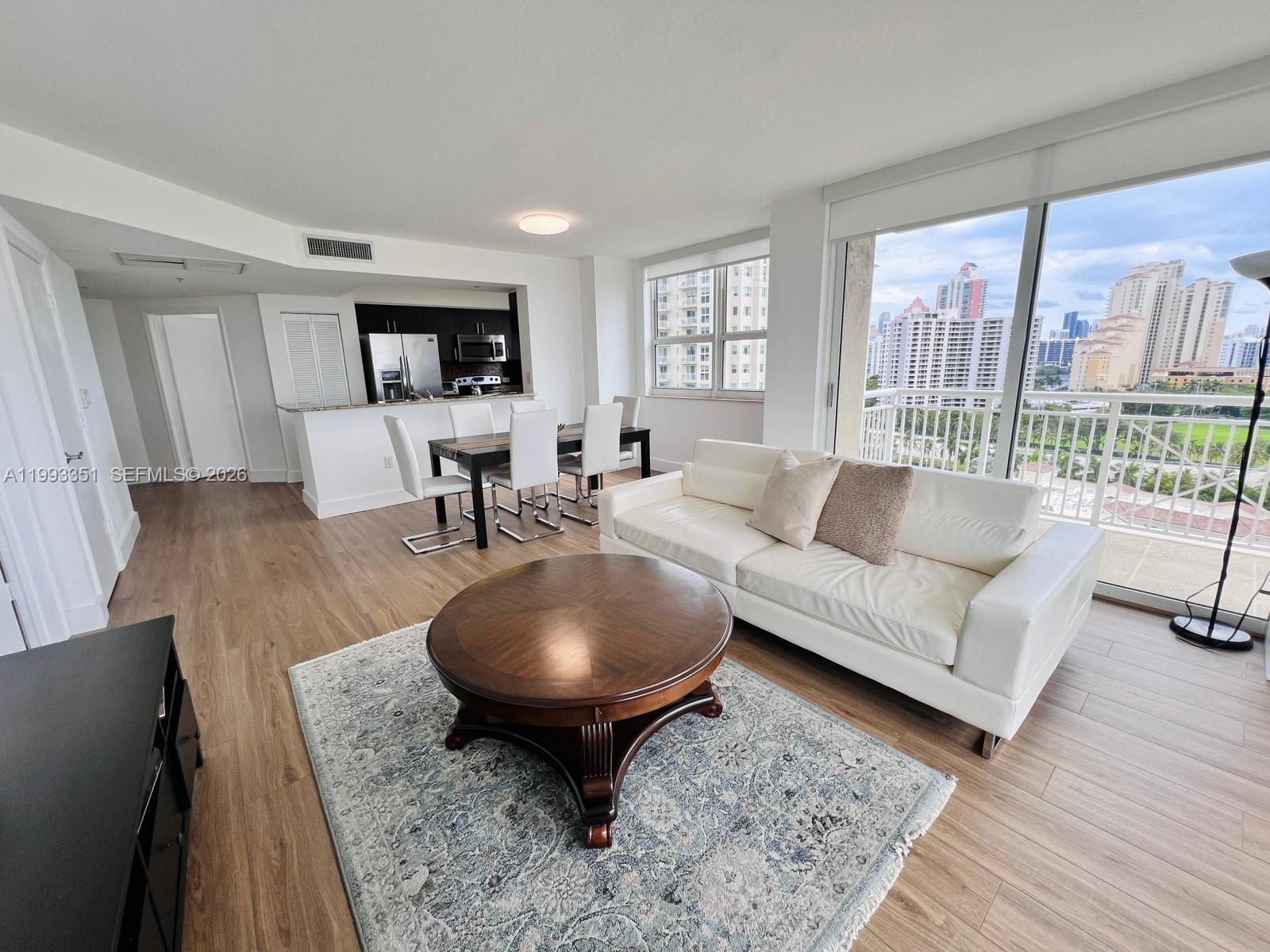 19501 W Country Club Dr #1408, Aventura FL 33180