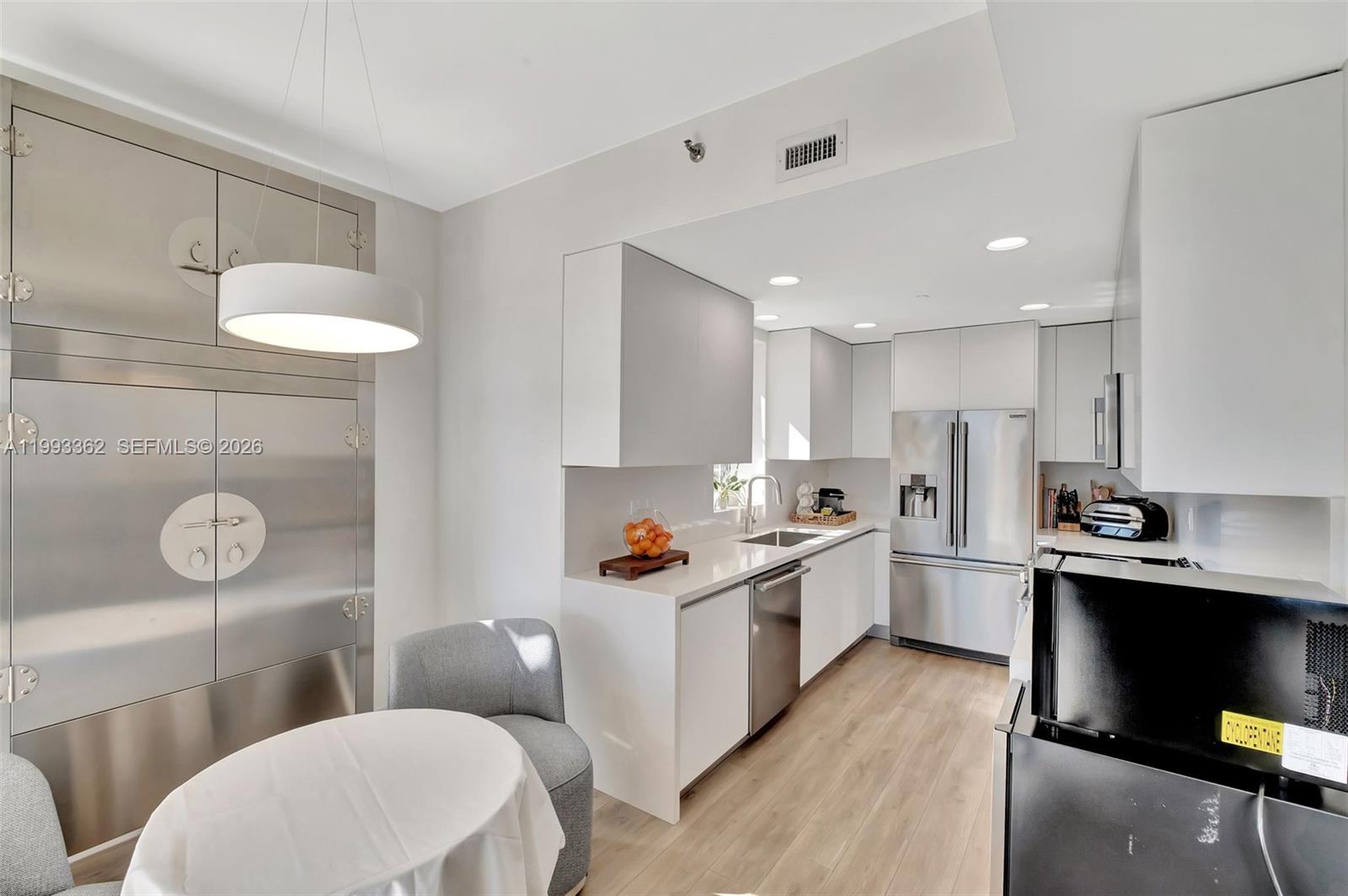 19136 Fisher Island Dr #19136, Miami Beach FL 33109